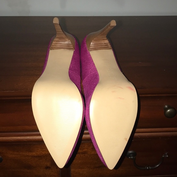 CHARLES DAVID PLATEAU MAGENTA LINEN POINTED PUMPS - Picture 3 of 5